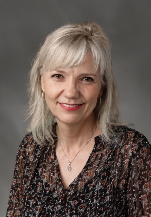 Annette Bowe